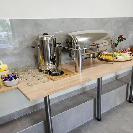 住宿加早餐酒店 Bema